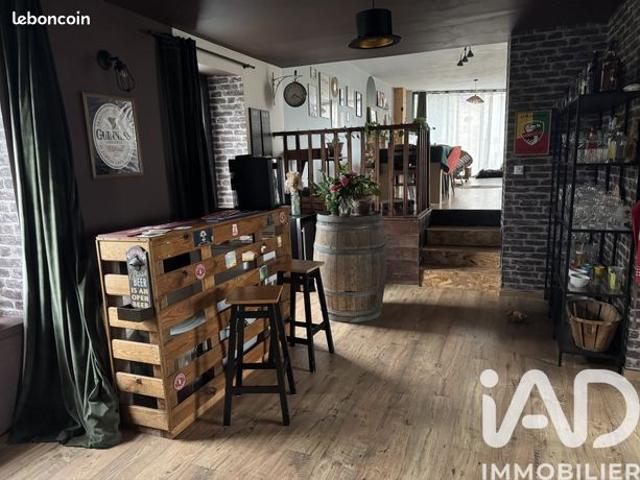 Maison 5 pièces 143 m²
