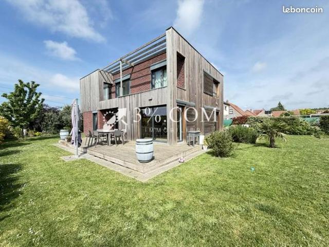 Maison 5 pièces 143 m²