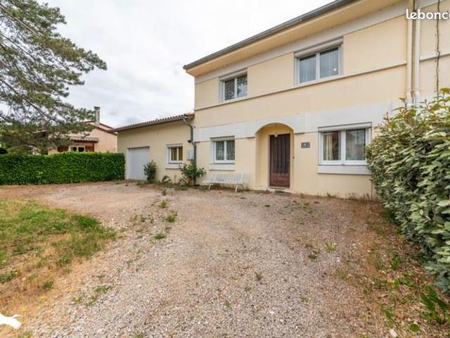 Maison 5 pièces 143 m²