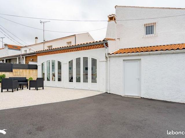 Maison 5 pièces 143 m²