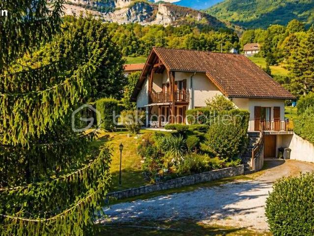 Maison 5 pièces 143 m²