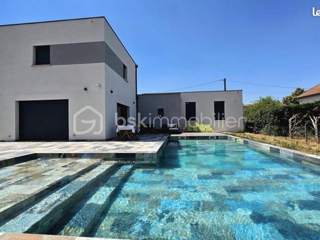 Maison 5 pièces 143 m²