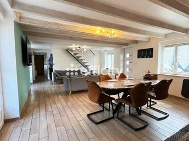 Maison 5 pièces 143 m²