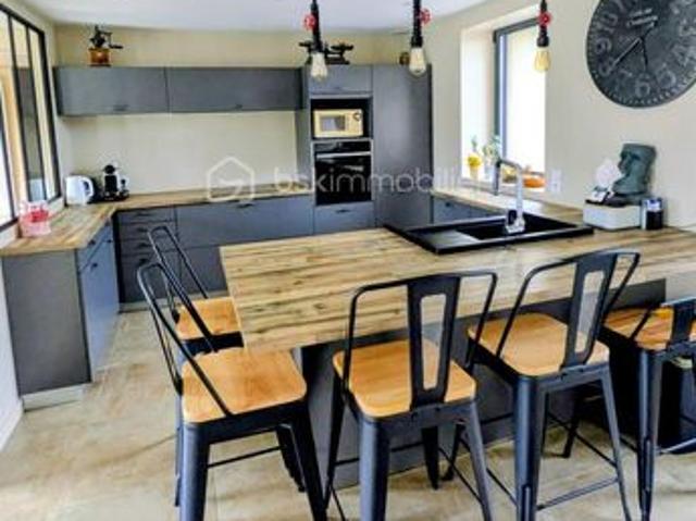 Maison 5 pièces 143 m²