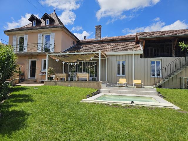 Maison 5 pièces 143 m²