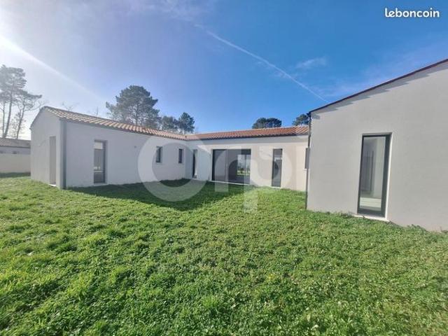 Maison 5 pièces 143 m²