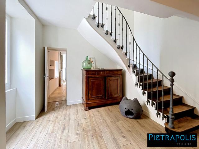 Maison 5 pièces 143 m²