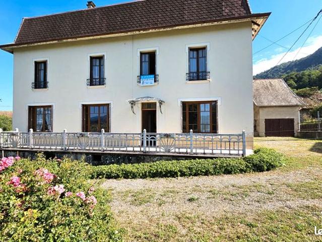 Maison 5 pièces 143 m²