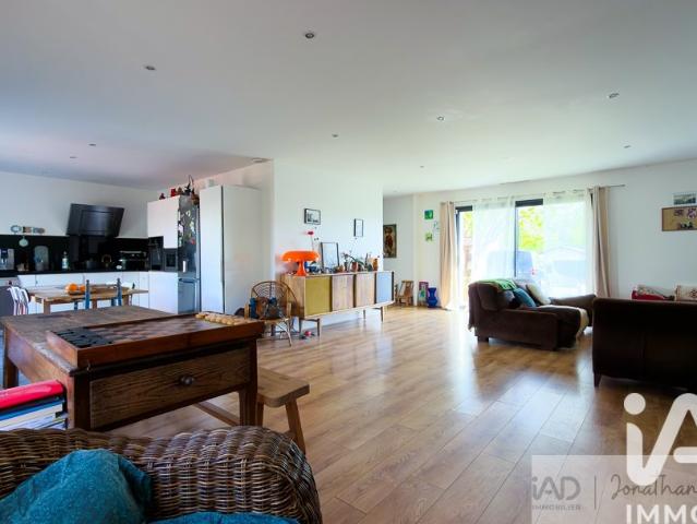 Maison 5 pièces 143 m²