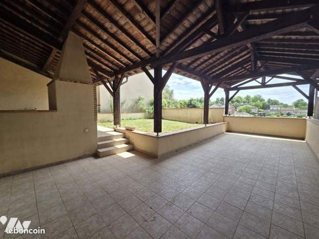 Maison 5 pièces 143 m²