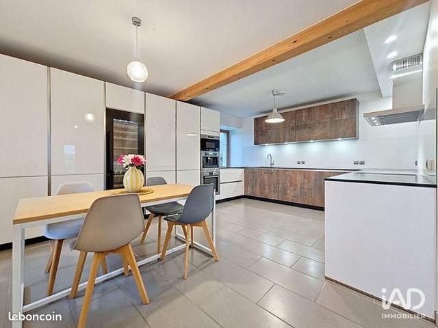 Maison 5 pièces 154 m²