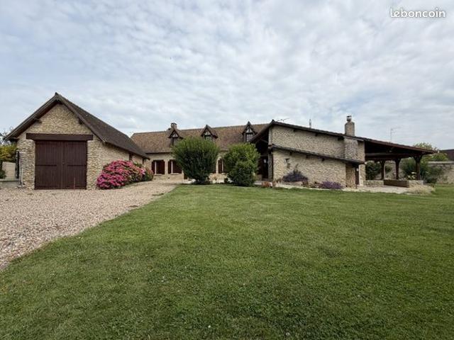 Maison 5 pièces 154 m²