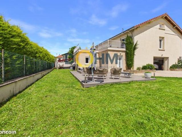 Maison 5 pièces 154 m²