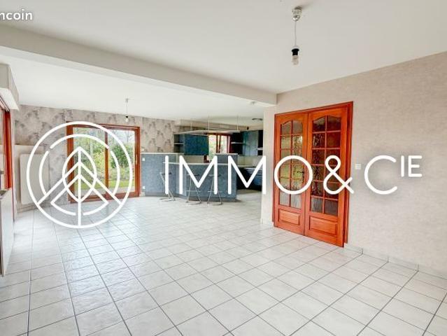 Maison 5 pièces 154 m²