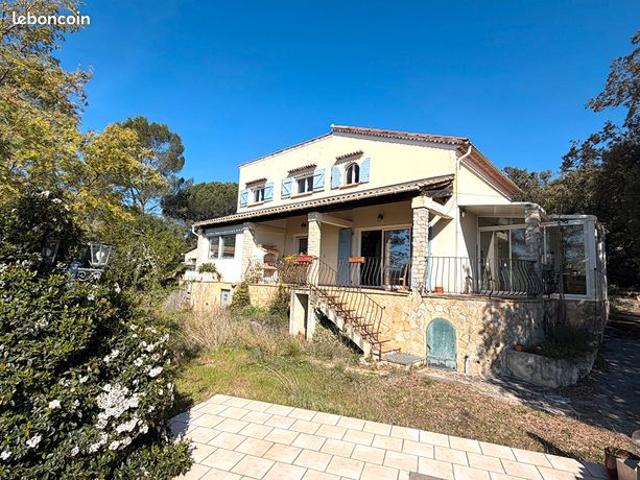 Maison 5 pièces 154 m²