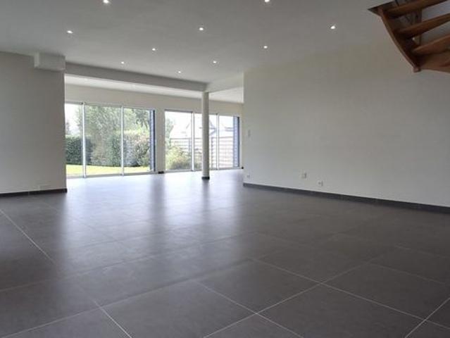 Maison 5 pièces 154 m²