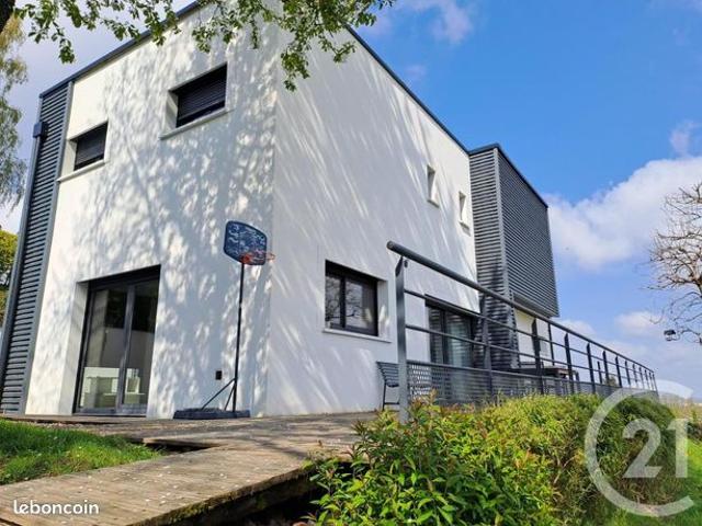 Maison 5 pièces 154 m²