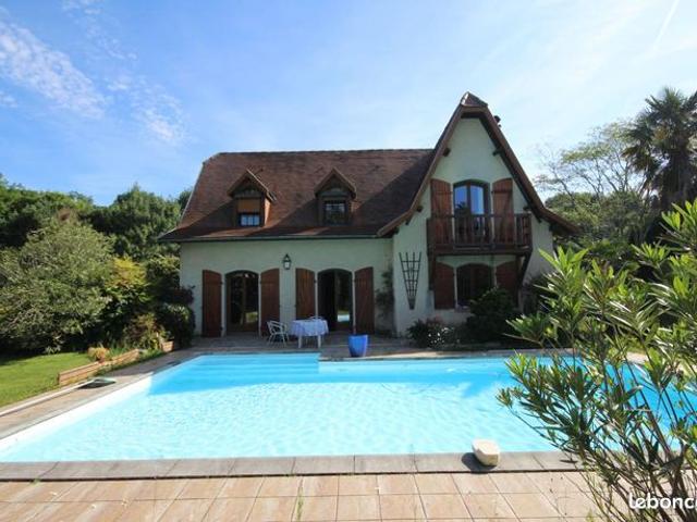 Maison 5 pièces 154 m²