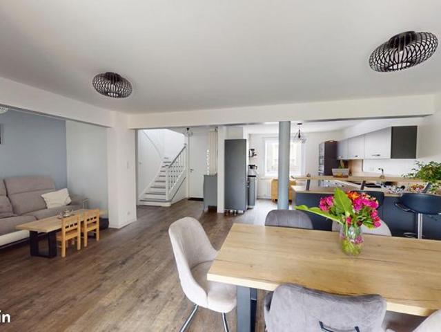 Maison 5 pièces 154 m²