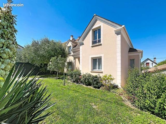Maison 5 pièces 154 m²