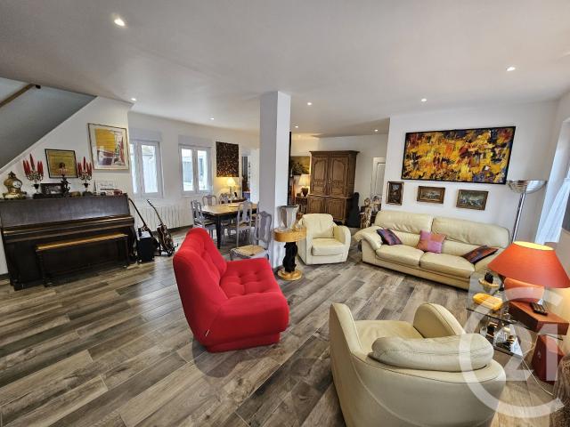 Maison 5 pièces 154 m²