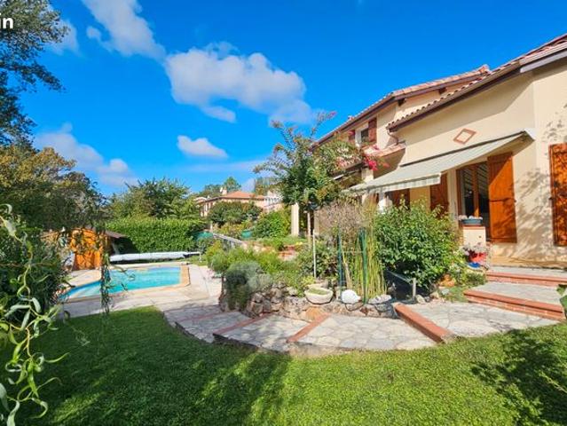 Maison 5 pièces 154 m²