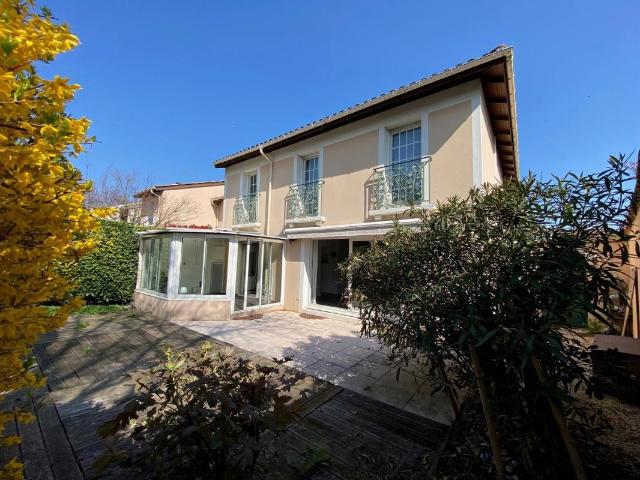 Maison 5 pièces 154 m²