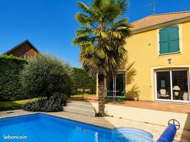 Maison 5 pièces 155 m²