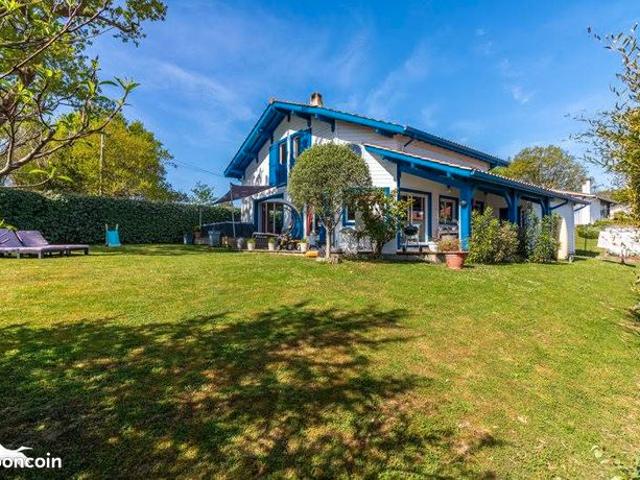 Maison 5 pièces 155 m²