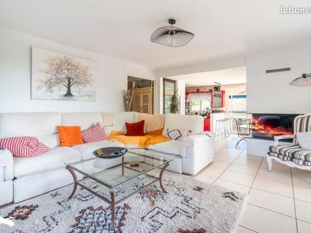 Maison 5 pièces 155 m²