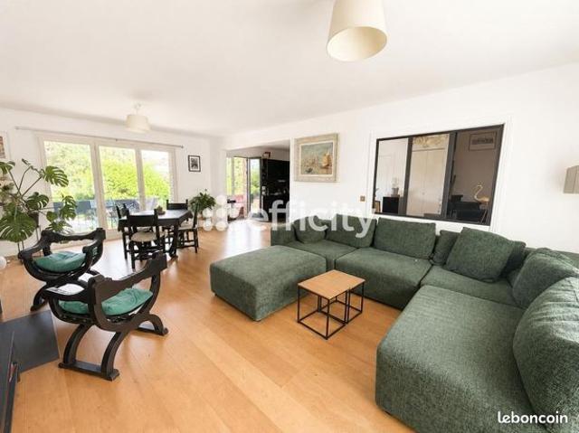 Maison 5 pièces 155 m²