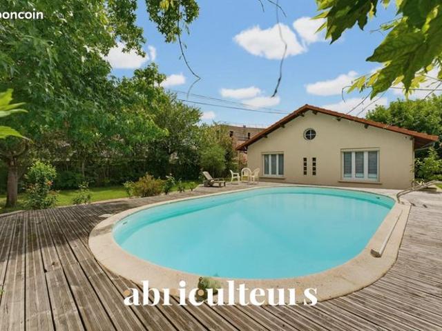 Maison 5 pièces 155 m²