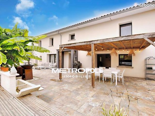 Maison 5 pièces 155 m²
