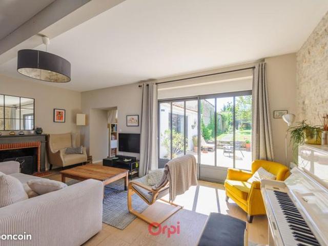Maison 5 pièces 155 m²