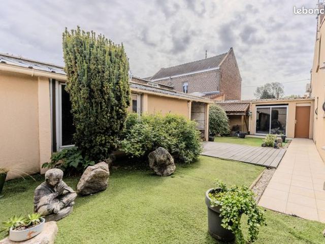 Maison 5 pièces 155 m²