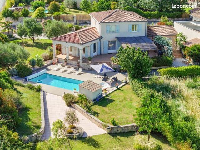 Maison 5 pièces 155 m²