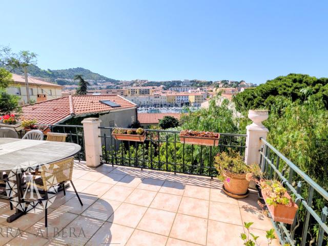 Maison 5 pièces 155 m²