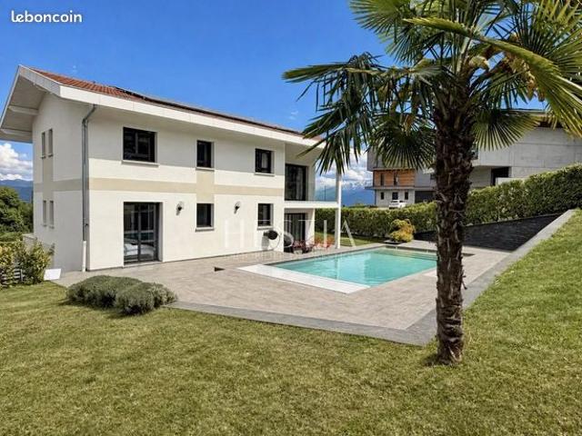 Maison 5 pièces 155 m²