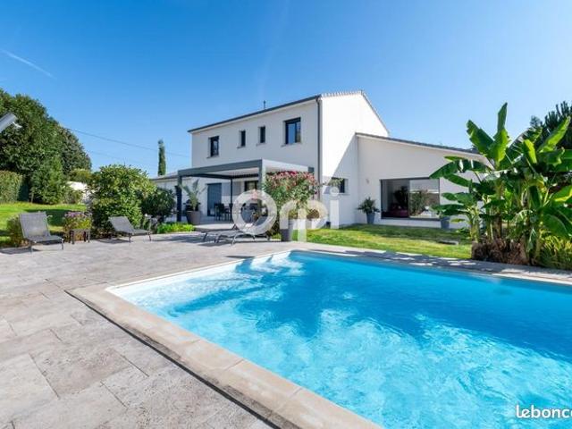 Maison 5 pièces 155 m²