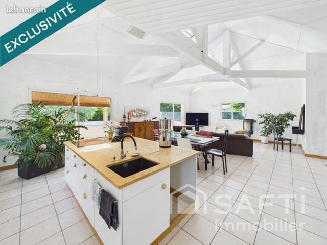 Maison 5 pièces 155 m²