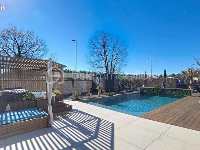 Maison 5 pièces 155 m²