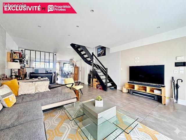 Maison 5 pièces 155 m²