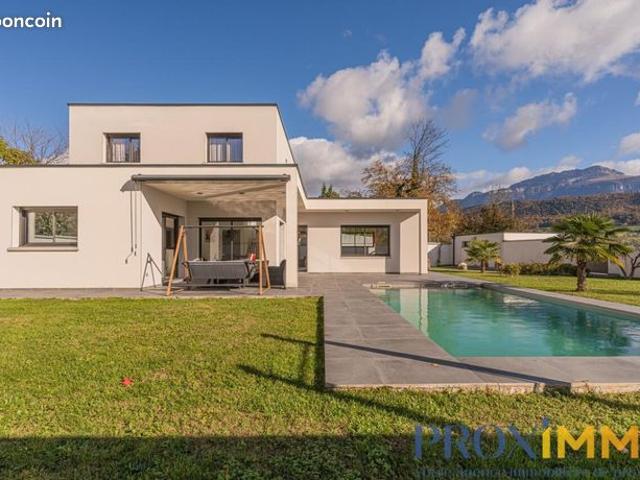Maison 5 pièces 155 m²