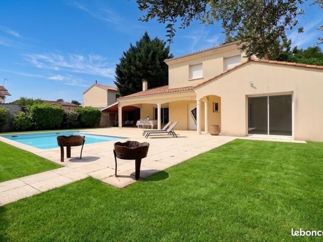 Maison 5 pièces 155 m² Landiras