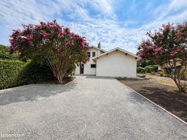 Maison 5 pièces 156 m²