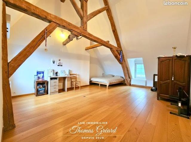 Maison 5 pièces 156 m²
