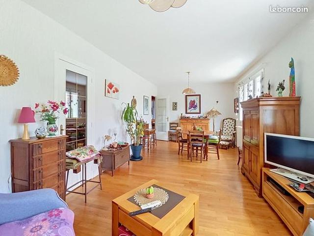 Maison 5 pièces 156 m²