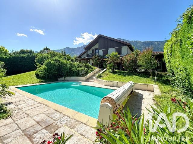 Maison 5 pièces 156 m²