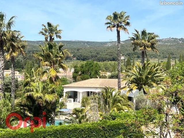 Maison 5 pièces 156 m²