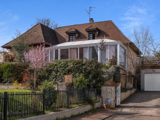 Maison 5 pièces 156 m²